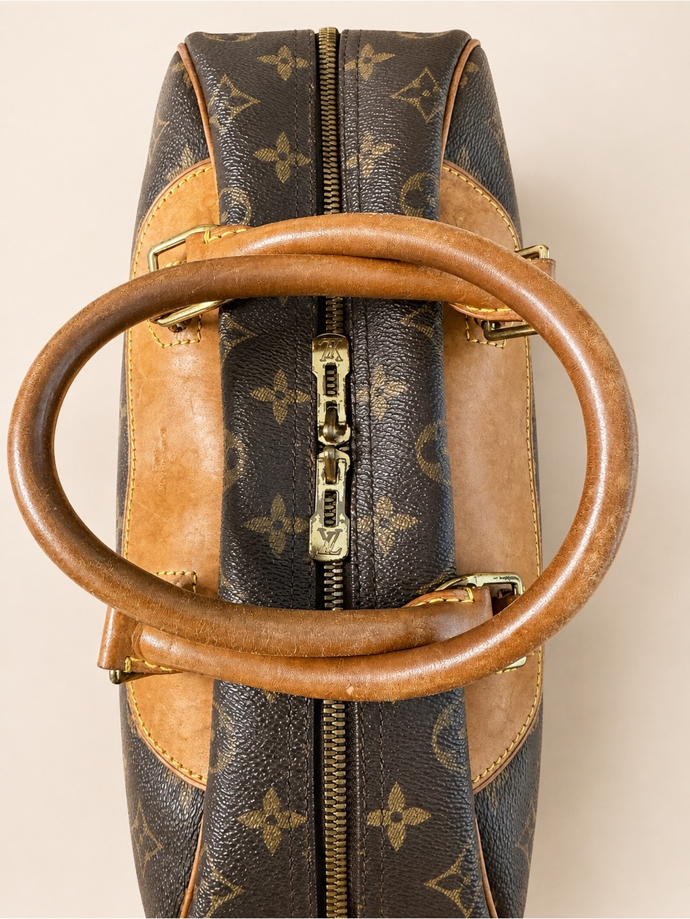 Louis Vuitton Monogram Deauville Bag w/ COA - Picture 8 of 14
